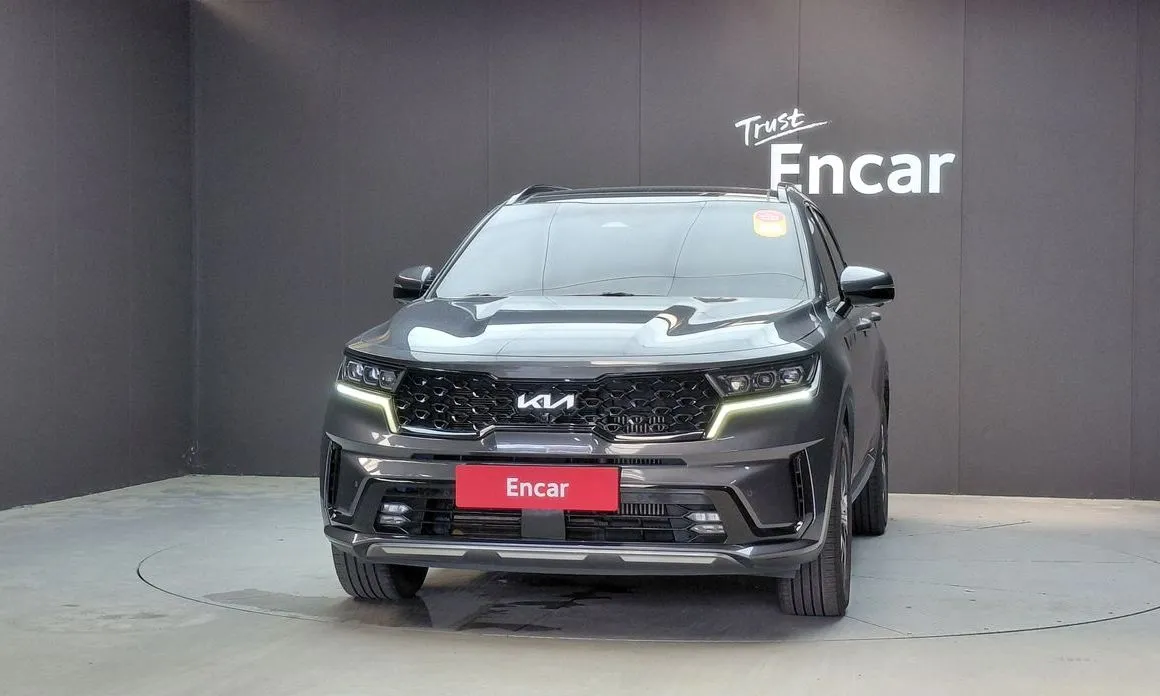 Kia Sorento — фото 10