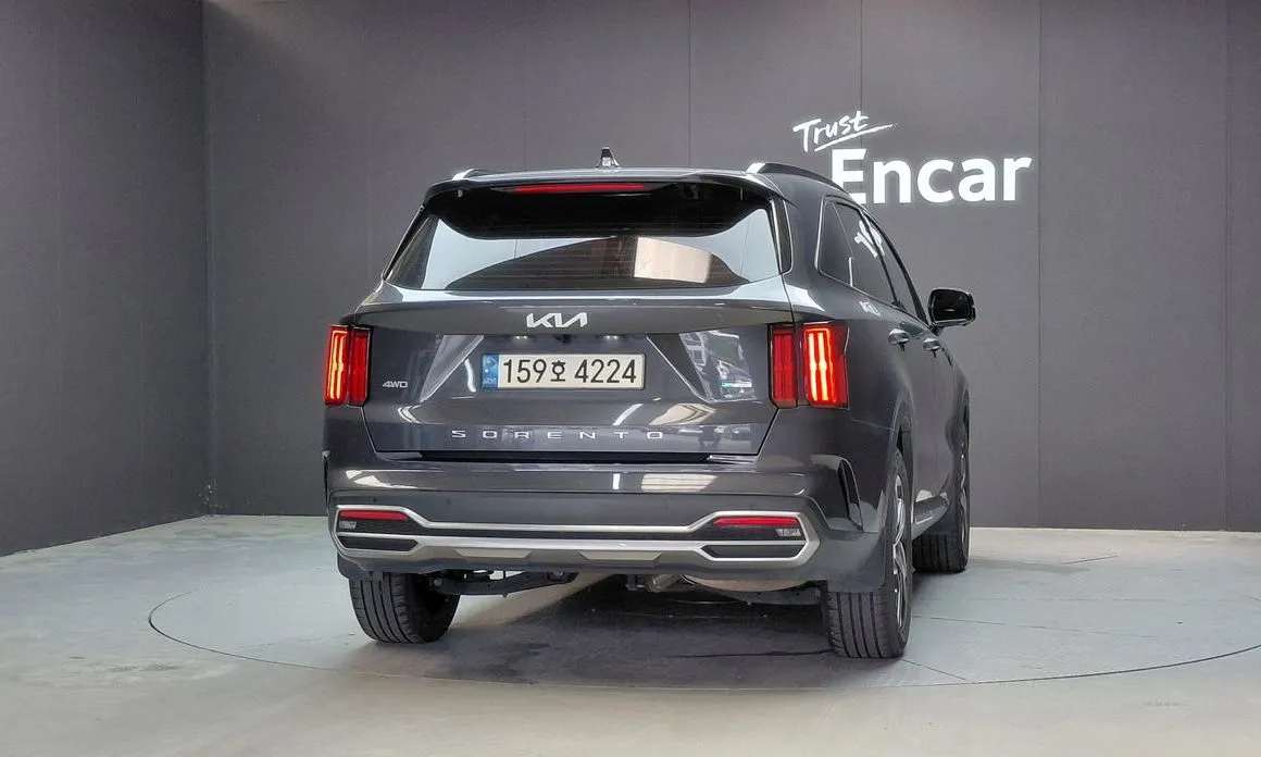 Kia Sorento — фото 9