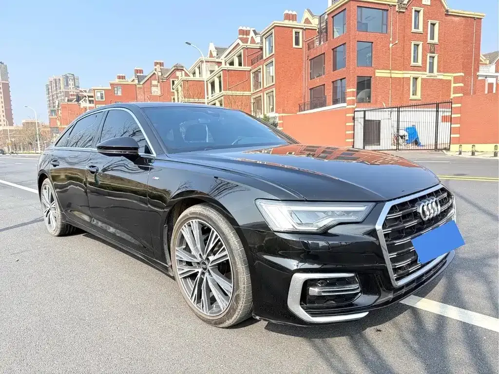 Audi A6L — фото 10