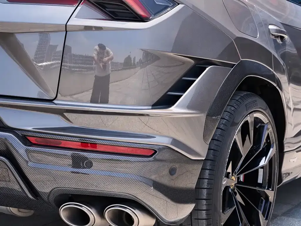 Lamborghini Urus — фото 3