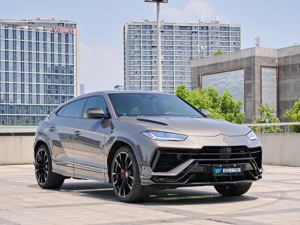 Lamborghini Urus — фото 2
