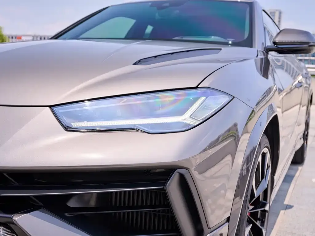 Lamborghini Urus — фото 6