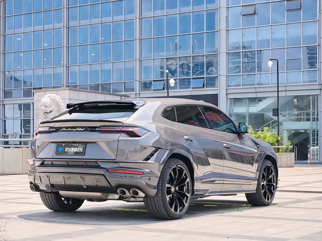 Lamborghini Urus — фото 4