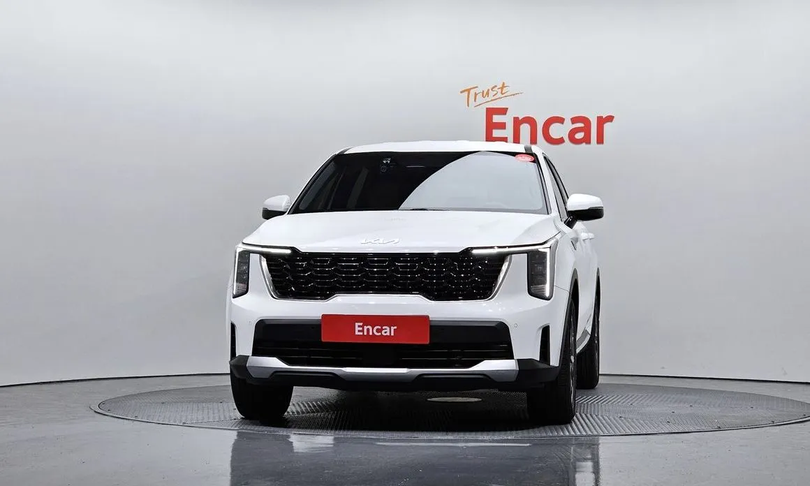 Kia Sorento — фото 6