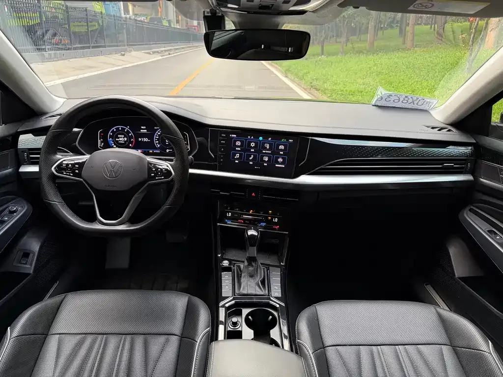 Volkswagen Passat — фото 8