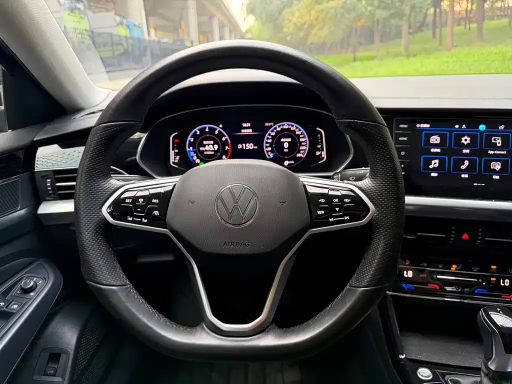 Volkswagen Passat — фото 6