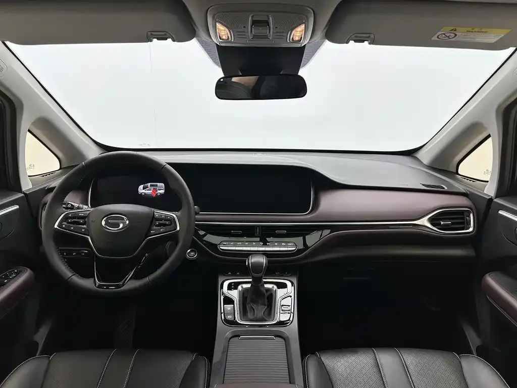 GAC Motor Trumpchi M6 — фото 3