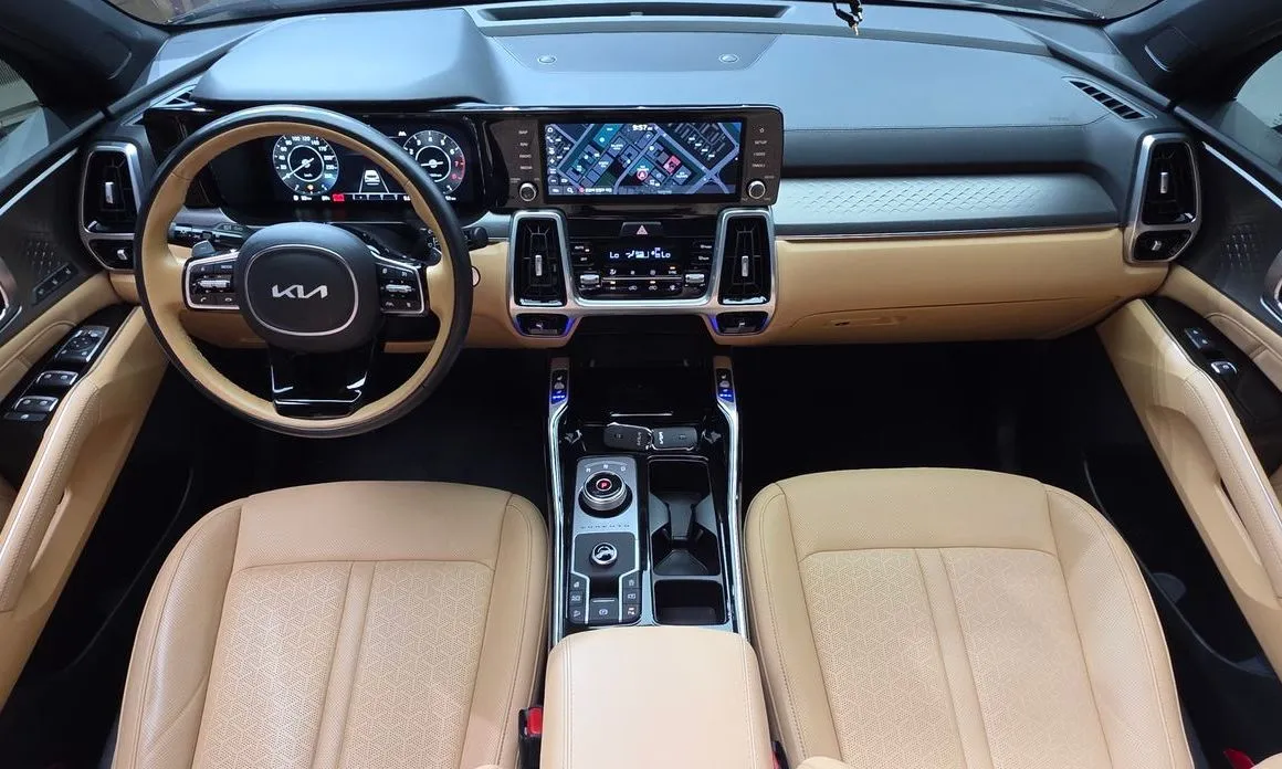 Kia Sorento — фото 8
