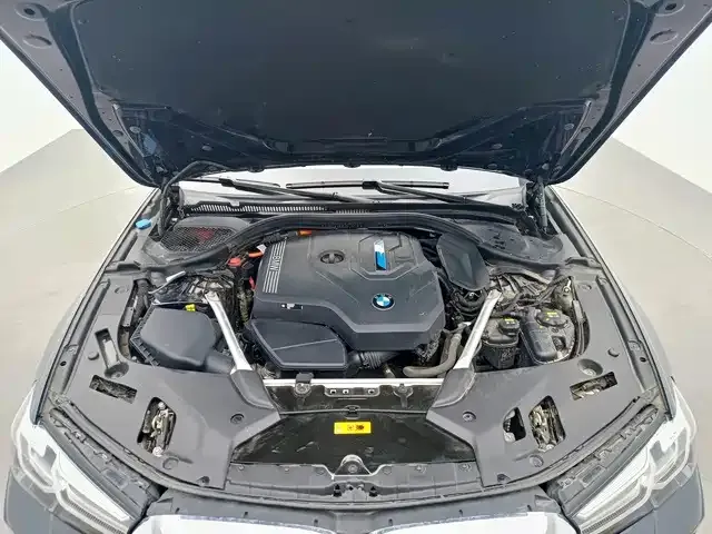 BMW 5 Series New Energy — фото 8