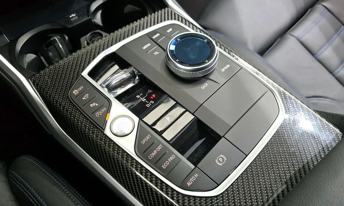BMW 3-Series — фото 10