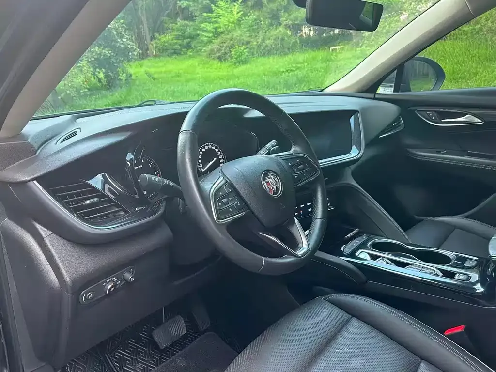 Buick Envision Plus — фото 4