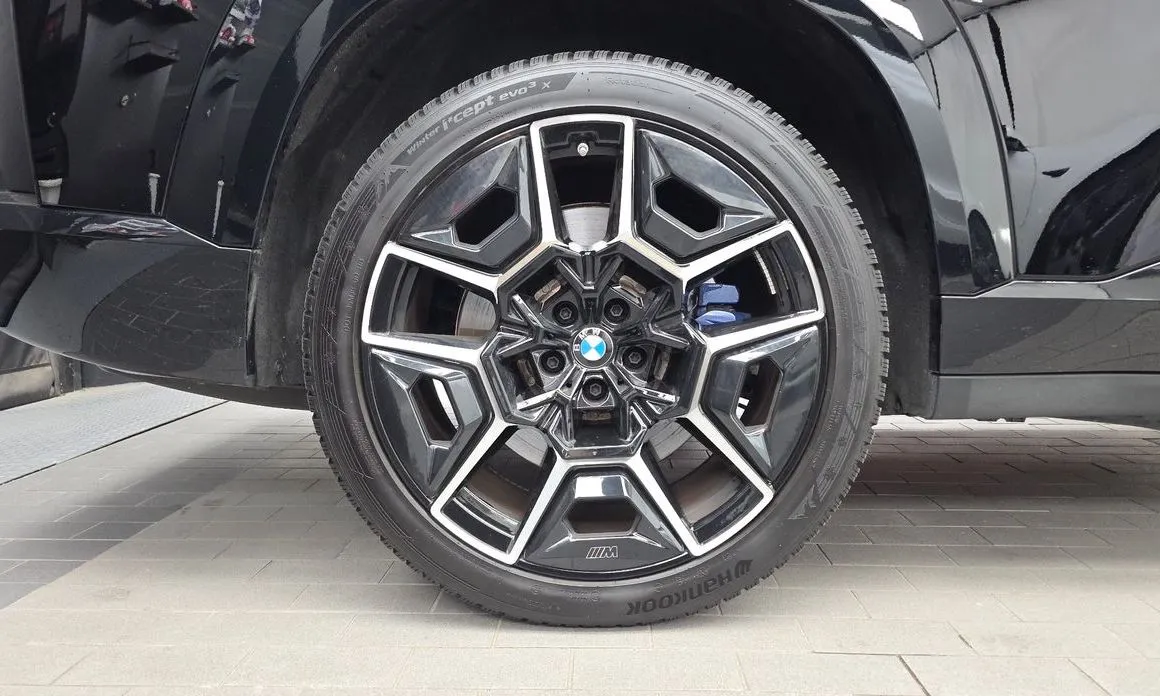BMW XM — фото 6