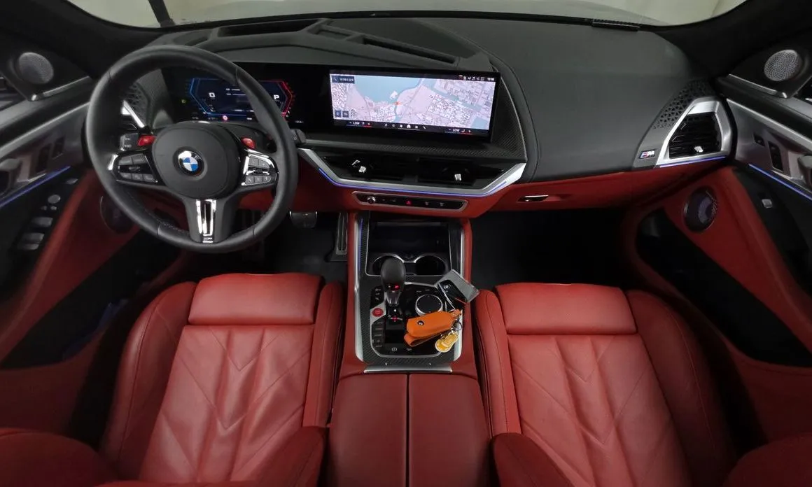 BMW XM — фото 8