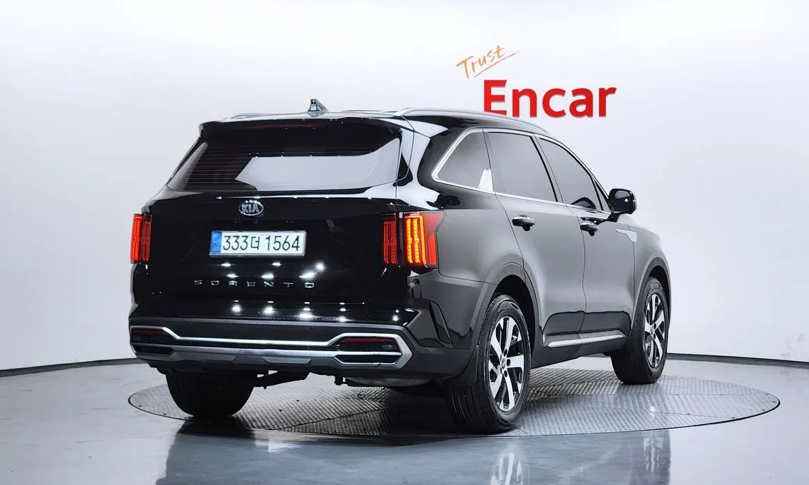 Kia Sorento — фото 5
