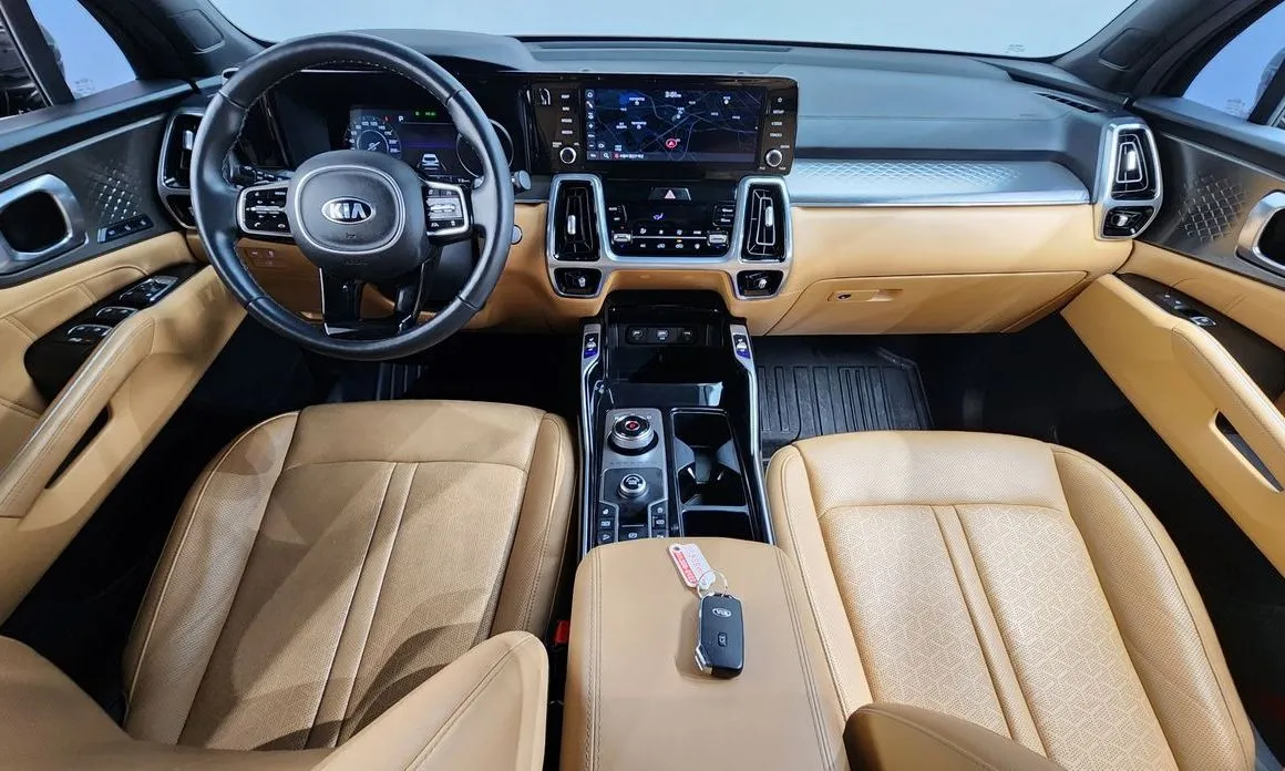 Kia Sorento — фото 9