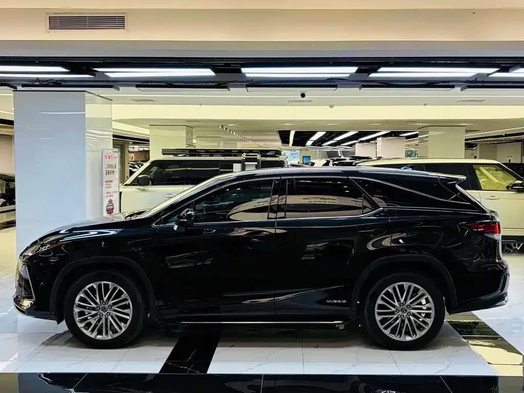 Lexus RX — фото 2