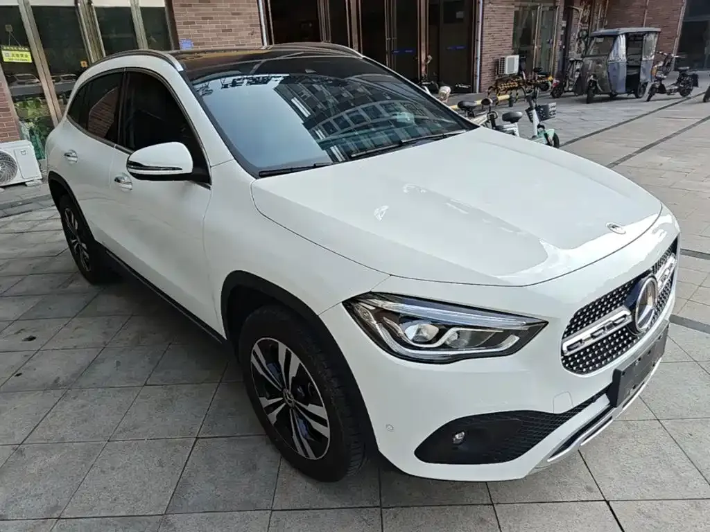 Mercedes-Benz GLA — фото 7