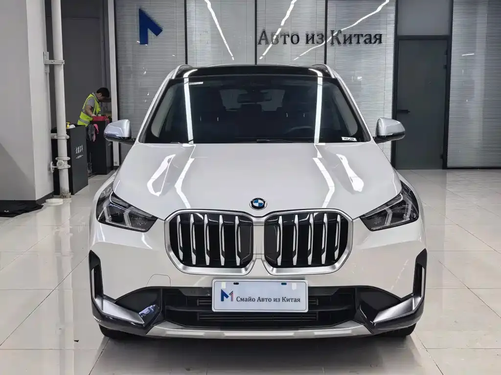 BMW X1 — фото 9