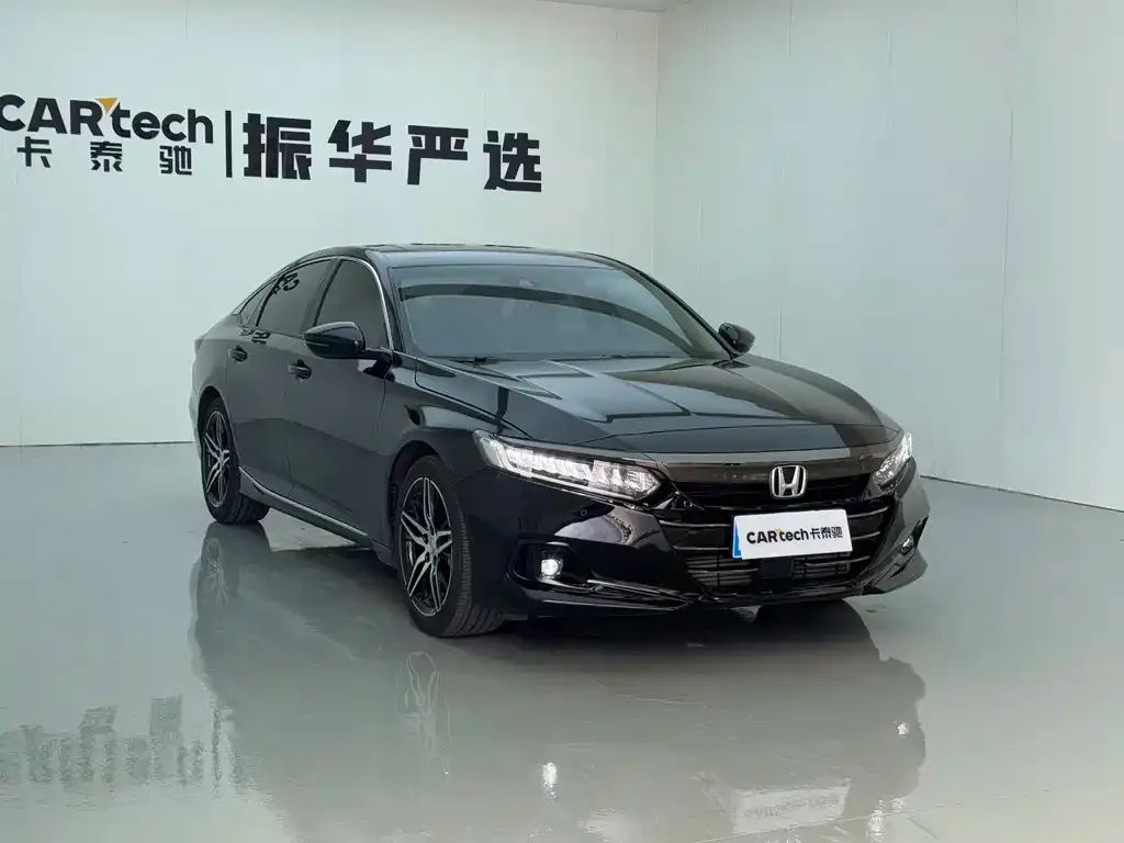 Honda Accord — фото 3