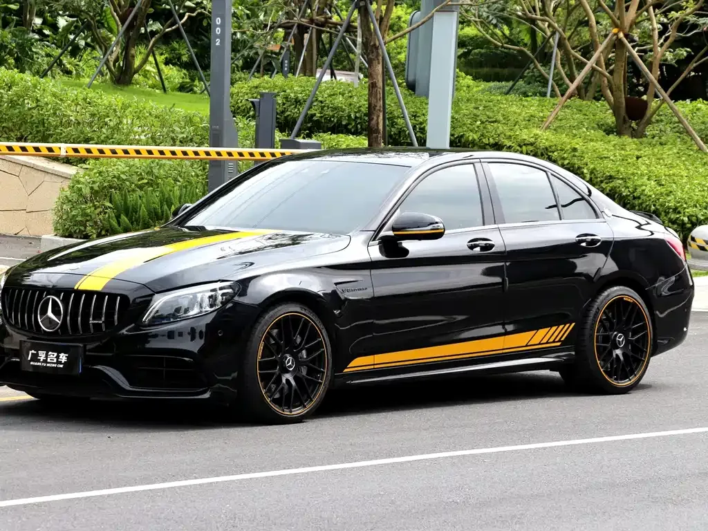 Mercedes-Benz C-Class AMG — фото 1