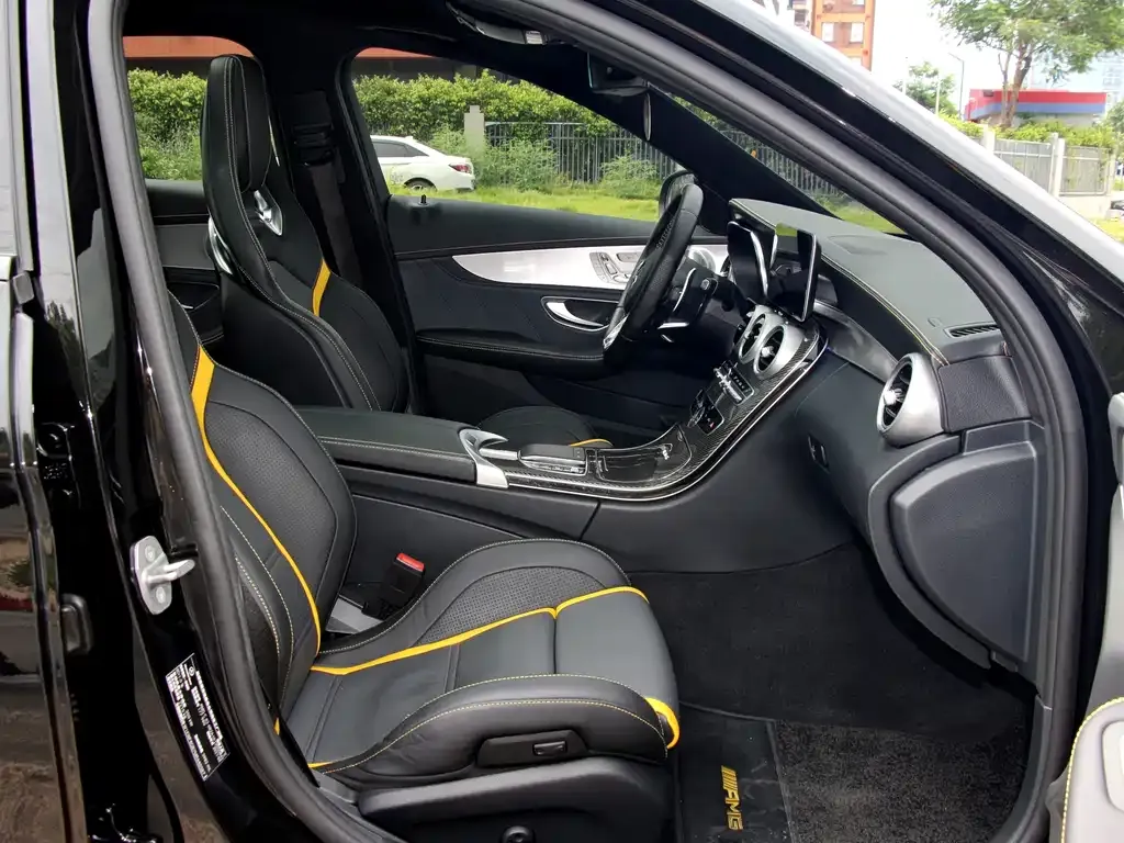 Mercedes-Benz C-Class AMG — фото 9