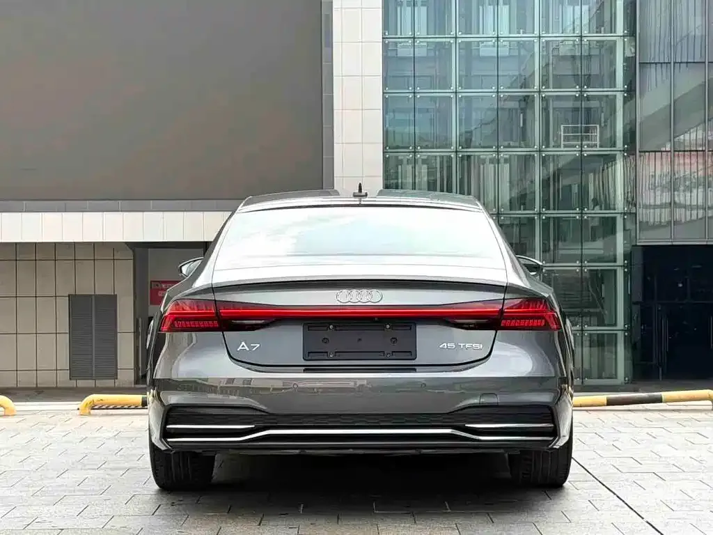 Audi A7 — фото 4
