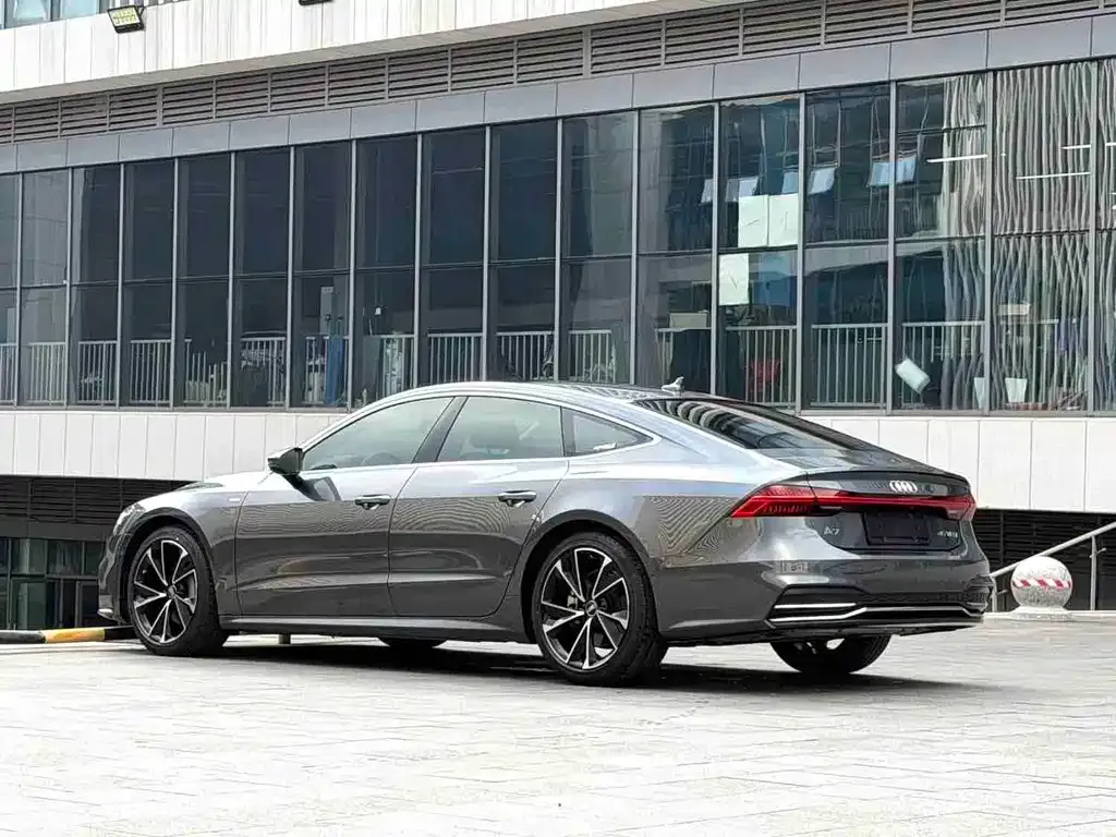 Audi A7 — фото 5