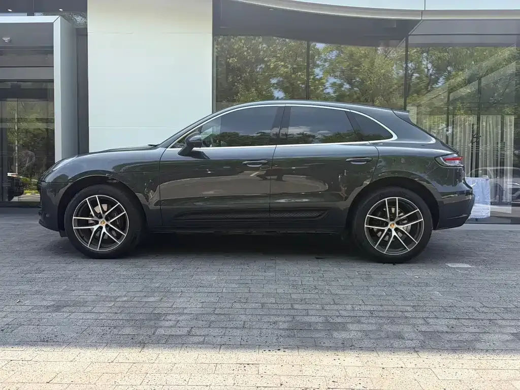Porsche Macan — фото 10
