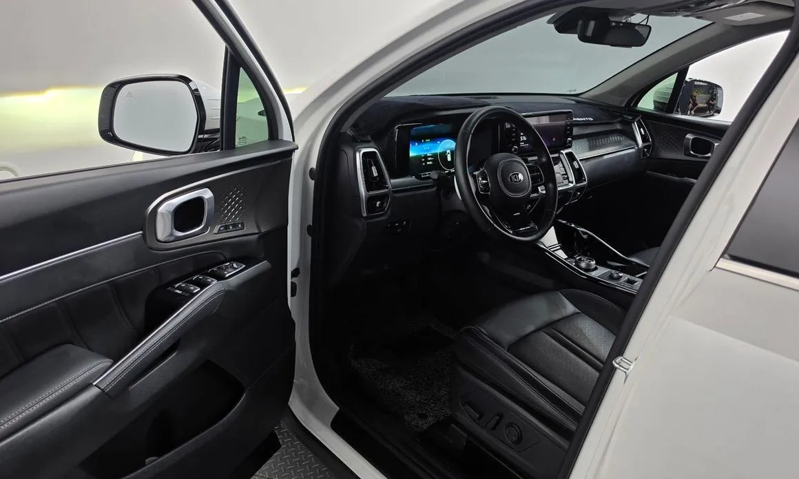 Kia Sorento — фото 4