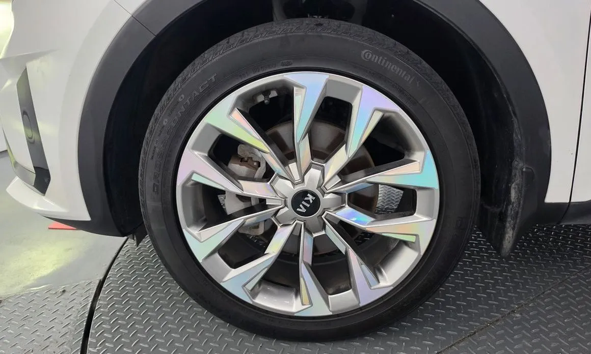 Kia Sorento — фото 9