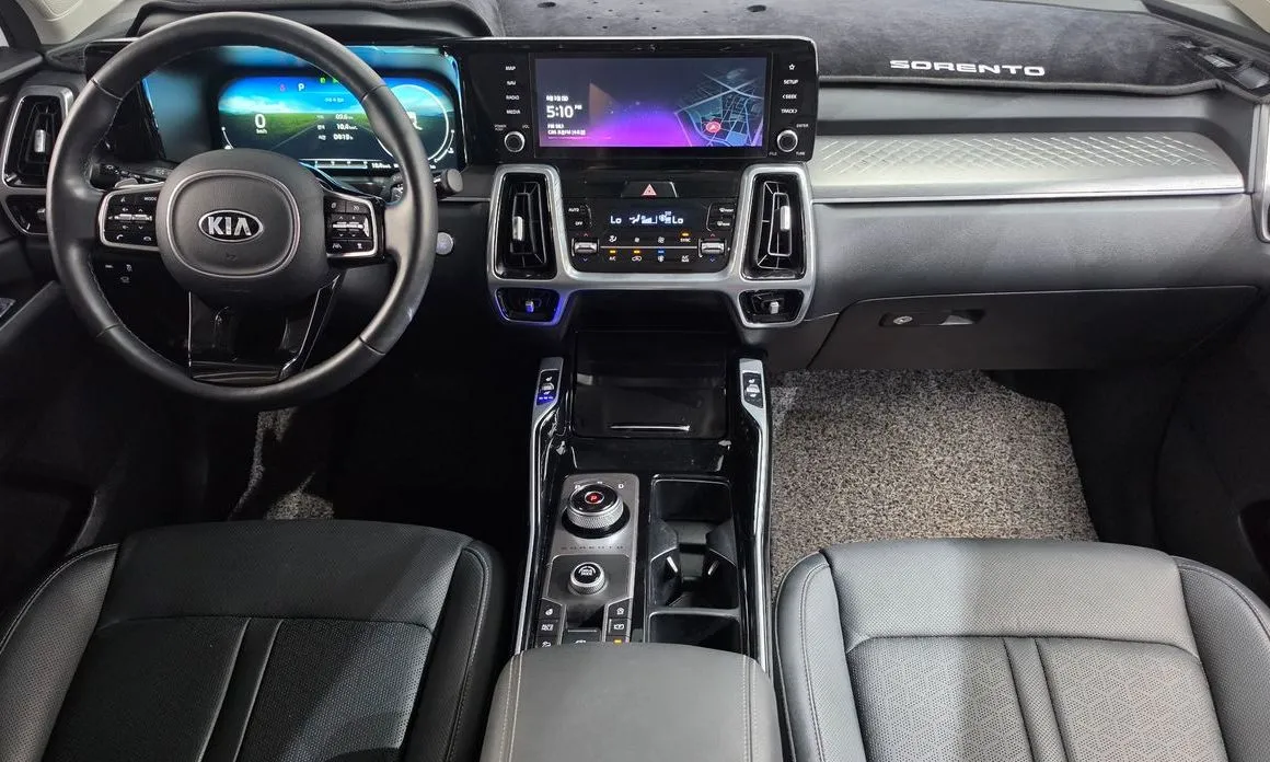 Kia Sorento — фото 8