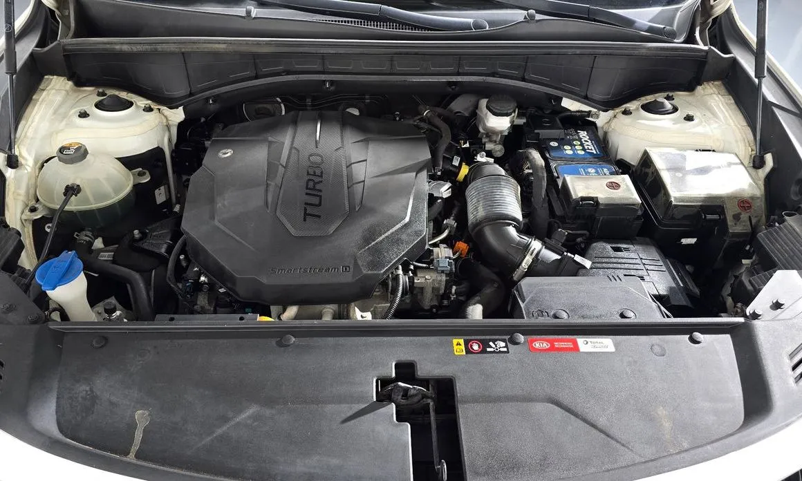 Kia Sorento — фото 8
