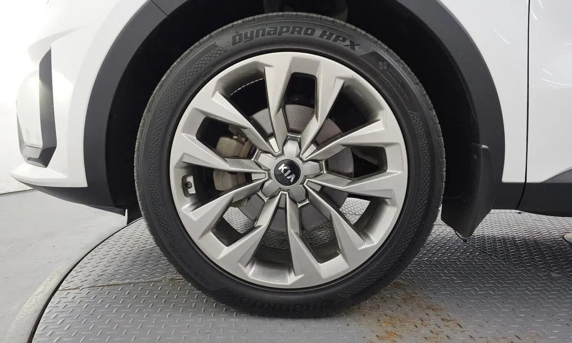 Kia Sorento — фото 7