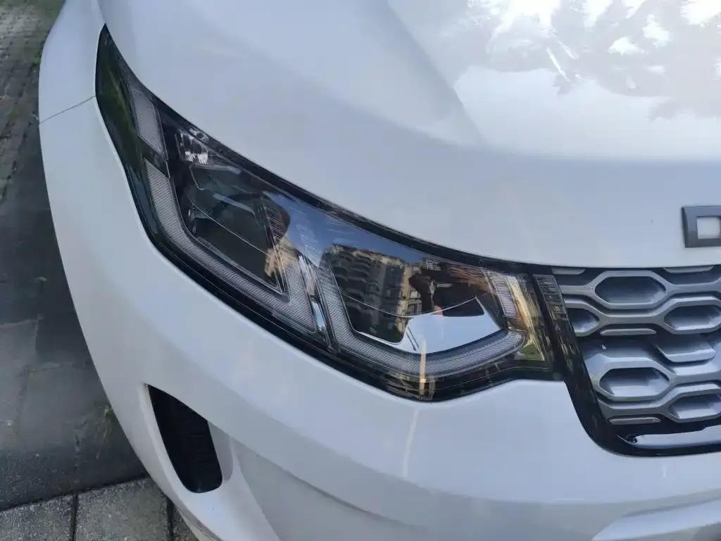Land Rover Discovery Sport Hybrid — фото 6