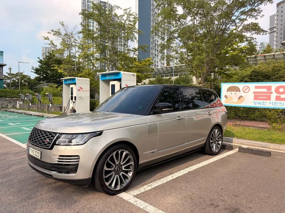 Land Rover Range Rover — фото 1