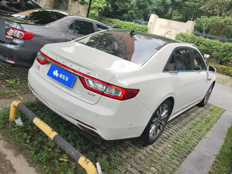 Lincoln Continental — фото 10
