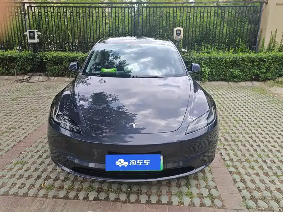 Tesla Model 3 — фото 3
