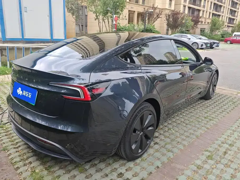 Tesla Model 3 — фото 6