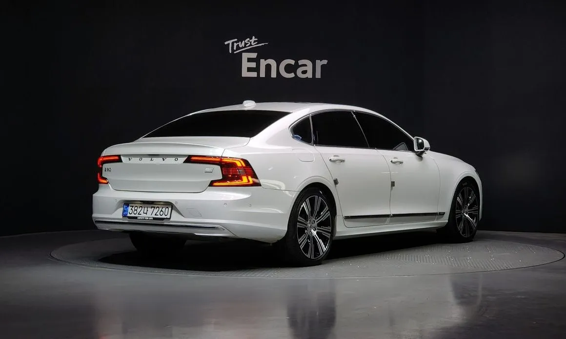 Volvo S90 — фото 5