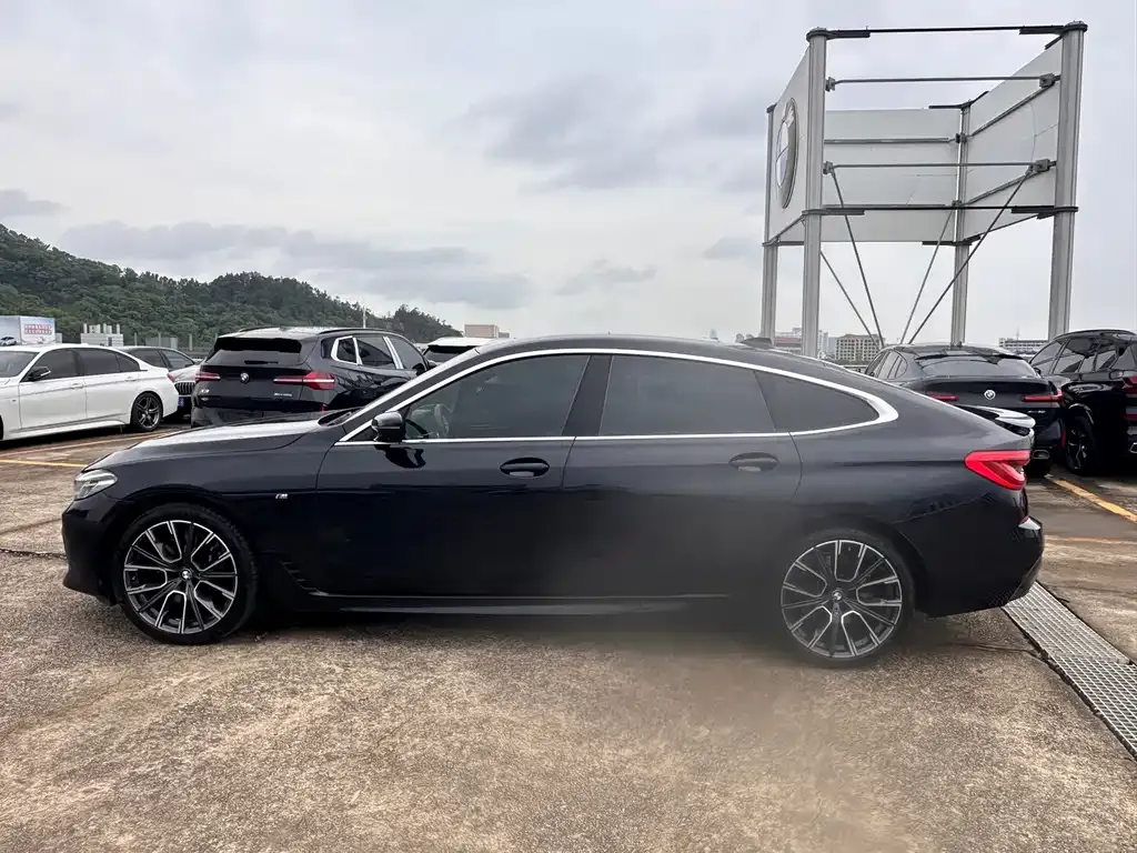 BMW 6 Series GT — фото 10
