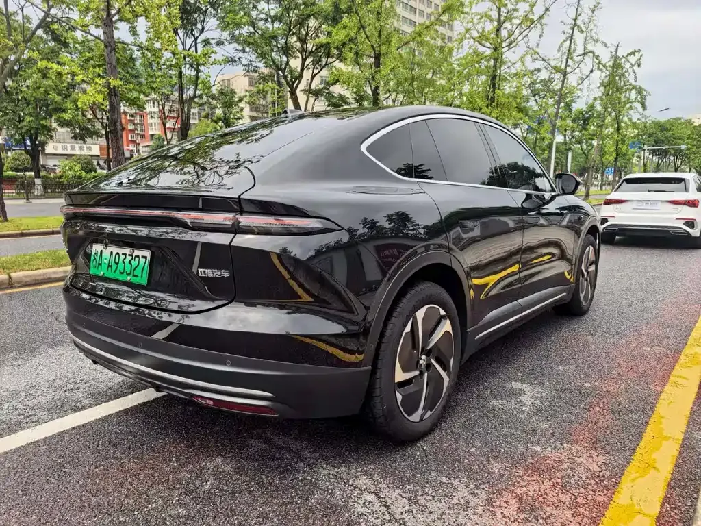 NIO EC6 — фото 8