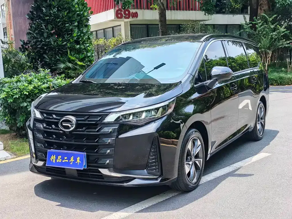 GAC Motor Trumpchi M6 — фото 1