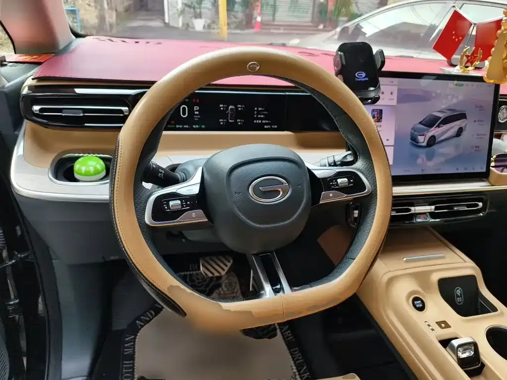 GAC Motor Trumpchi E8 — фото 8