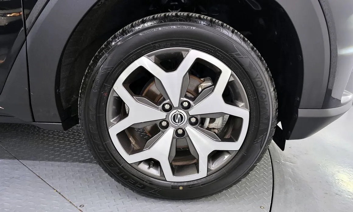 KG Mobility (Ssangyong) Torres — фото 8