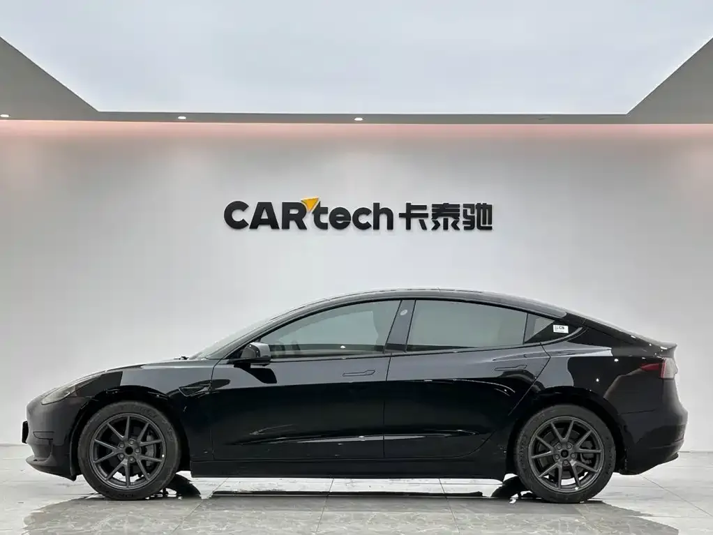 Tesla Model 3 — фото 5