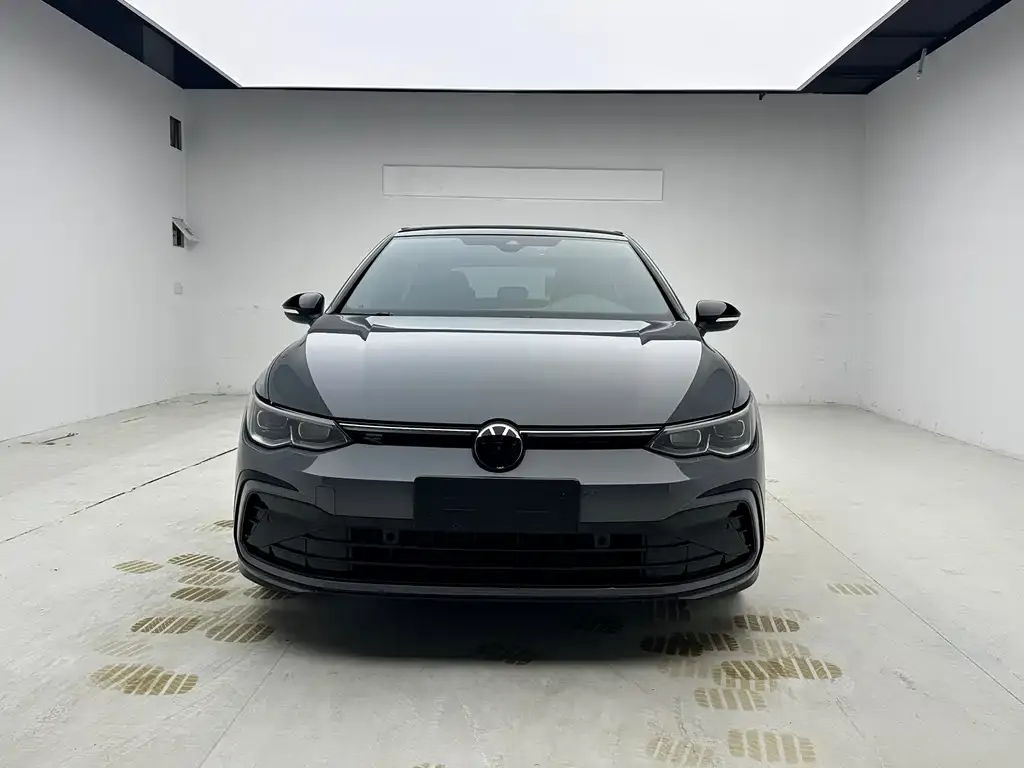 Volkswagen Golf — фото 6