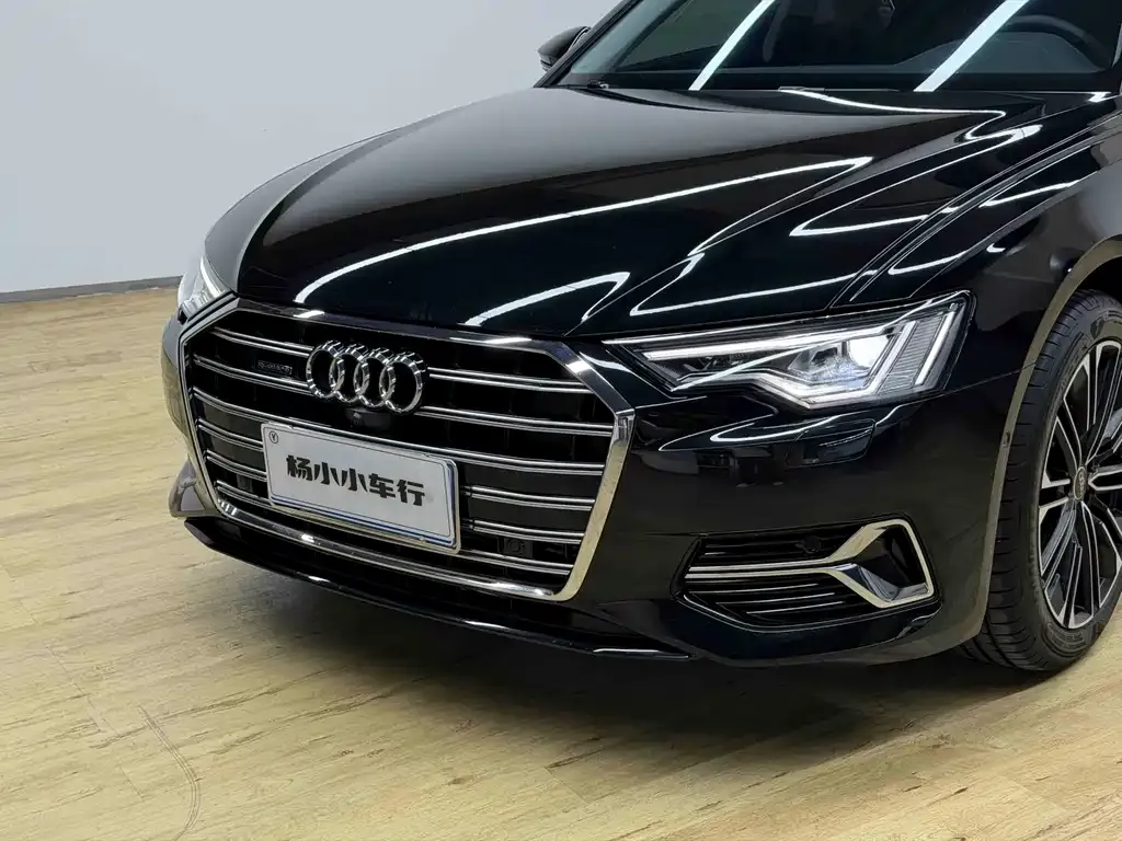 Audi A6L — фото 7