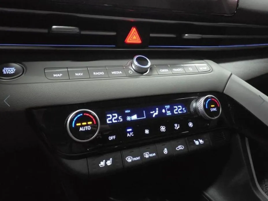 Hyundai AVANTE — фото 7