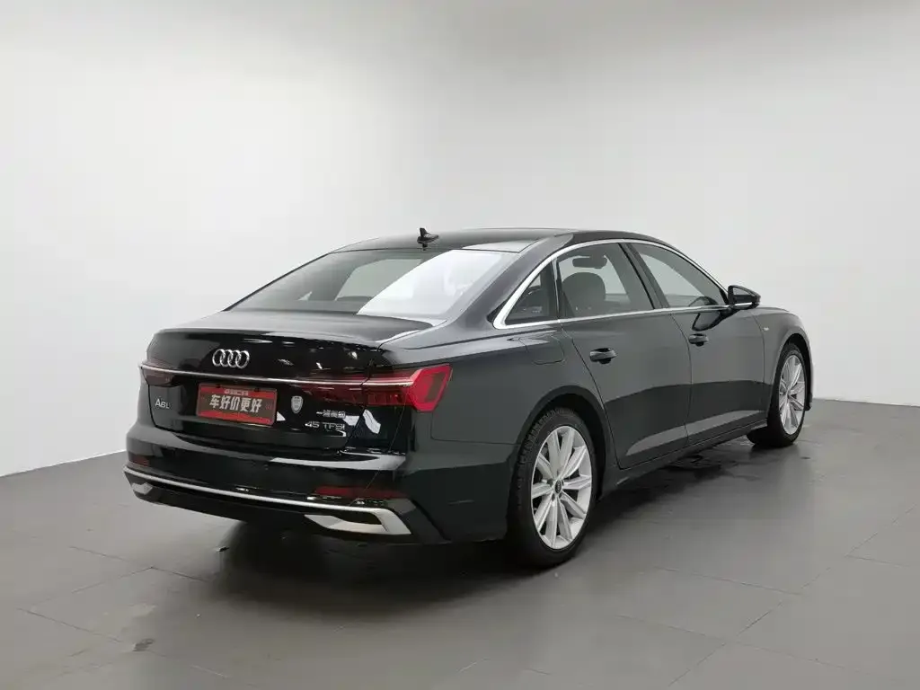 Audi A6L — фото 2