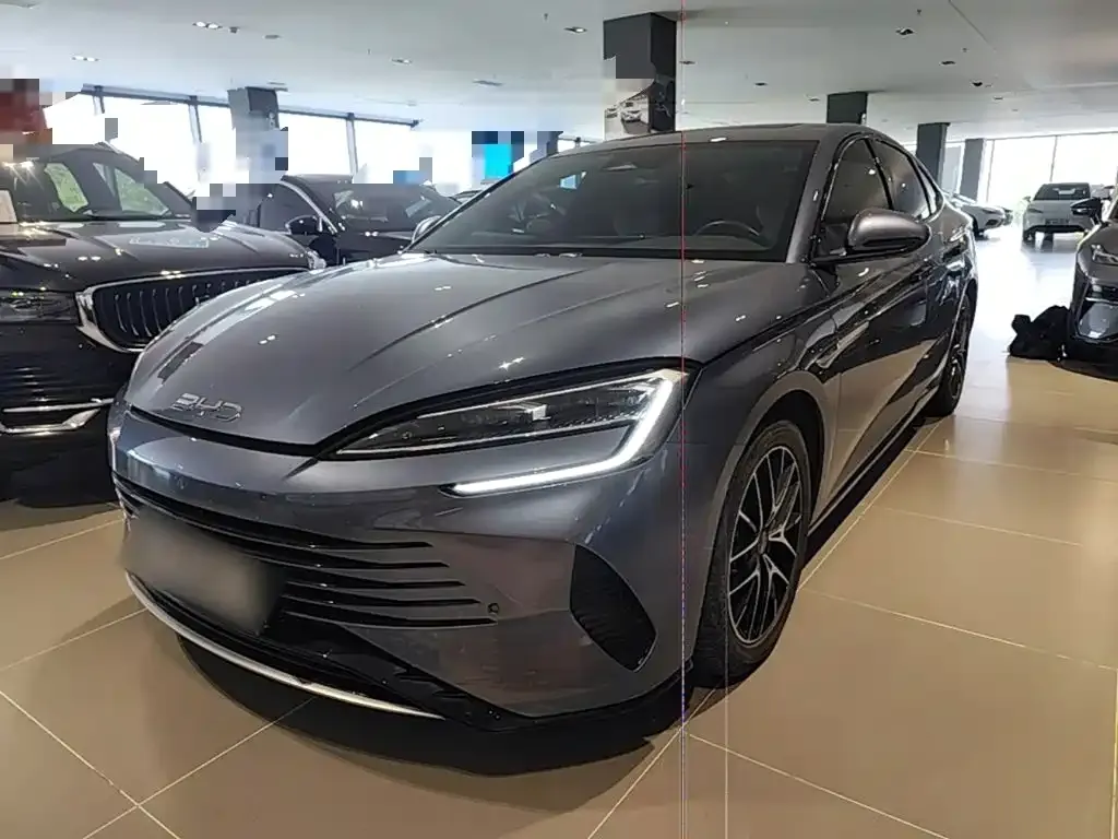 BYD Seal — фото 1